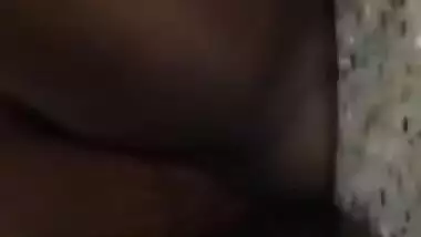 Slinky Desi slut takes her XXX coconuts out and licks sex nipple