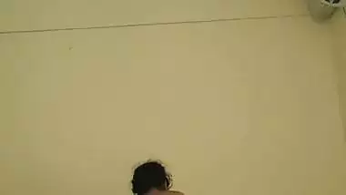 Man enjoys Kerala sex with a big ass milf in the doggy style