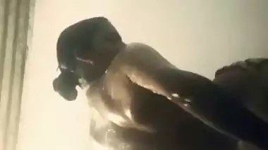 Maya chechi bathing video