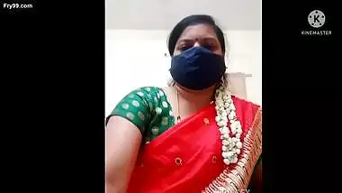 Desi mature Marathi aunty’s nude webcam show