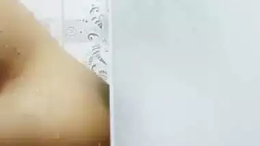 Swathi Naidu pregnant Bathing Selfie