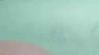 Big ass aunty slapping booty during live call