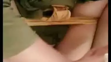 Desi bitch pussy washing video