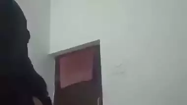 Muslim man fucks his stepdaughter in MMS porn