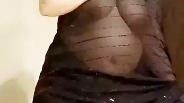 Transparent saree boobs show and naked video of busty wife