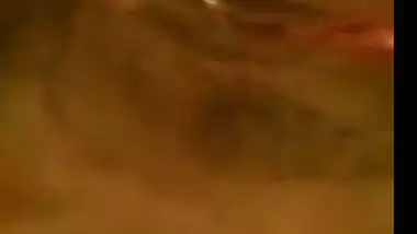 Desi MILF choot show