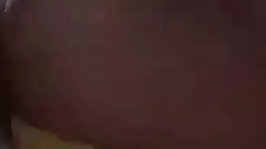 Milf from Madurai enjoys Tamil sex with her neighbor