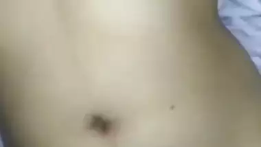 Stepsister sucking big dick of brother in incest sex clip