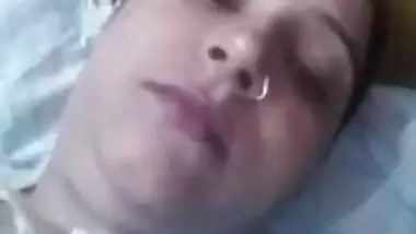 Desi hot bhabi selfie video-1