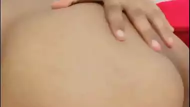 Desi sex videos of a guy fucking a milf and her daughter