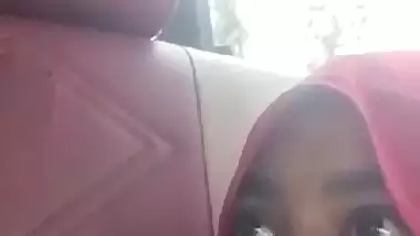 Chubby hijab girl boob sucking viral outdoor sex