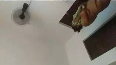 Mallu wife after bath nude before lover at home