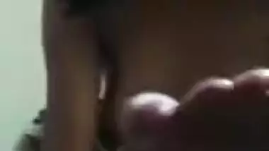 Desi amateur XXX model invites fans to see her small sex twins