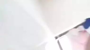 Attractive eyes and boobs of hot Indian girlfriend