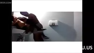 Mumbai College Girl Banged Inside Bathroom
