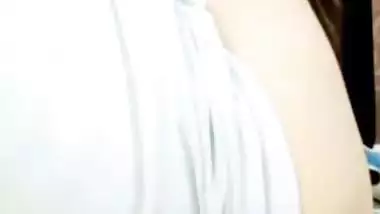 Gorgeous college girl naked big boobs show on video call