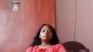 Horny lady puts a beer bottle in her pussy in Telugu porn