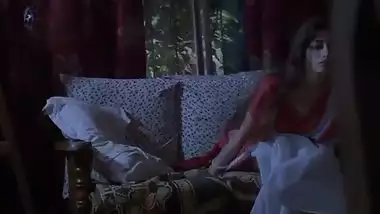 Ira Soni in First day bride sex ullu