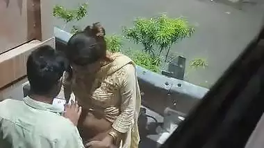 Roadside romance and sex caught by employee viral clip